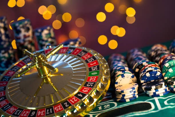 Pusat operasi maniakplay dengan tim dukungan pelanggan profesional